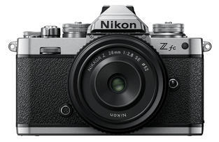 NIKON Z fc + Nikkor Z 28mm f/2.8 SE