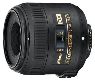 Nikon 40 mm F2,8G ED AF-S DX micro