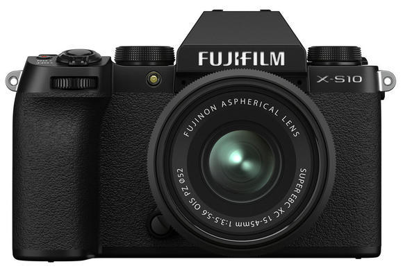 Fujifilm X-S10 + XC15-45mm1