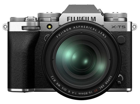 FujiFilm X-T5 body silver + XF 16-80 mm1