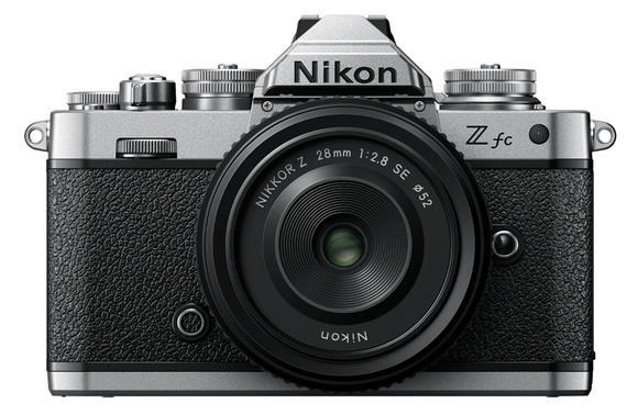 NIKON Z fc + Nikkor Z 28mm f/2.8 SE1