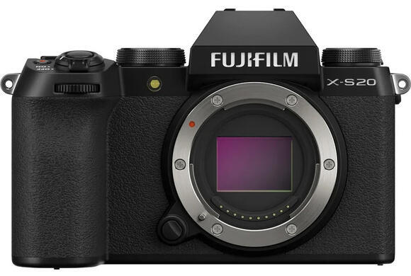 Fujifilm X-S20 + XF18-55mm2