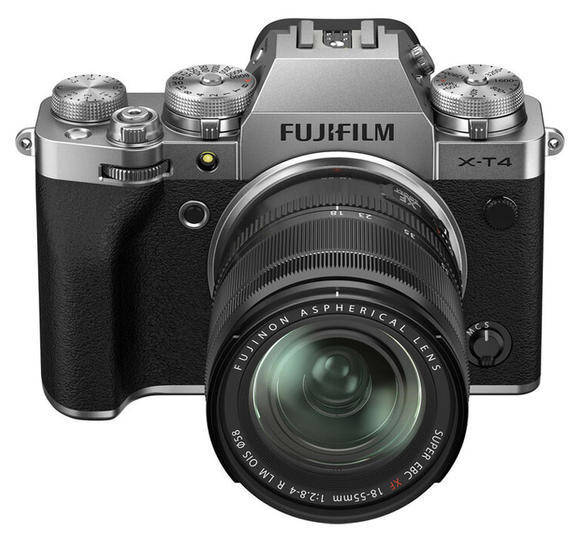 FujiFilm X-T4 body silver + XF 18-55 mm2