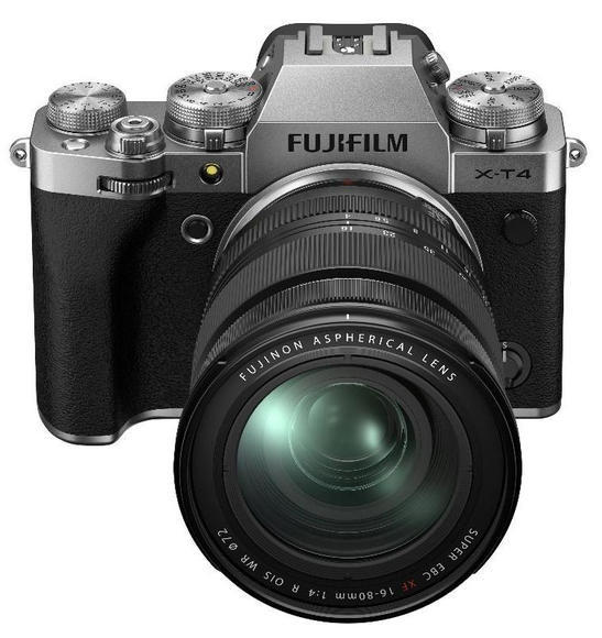 FujiFilm X-T4 body silver + XF 16-80 mm2