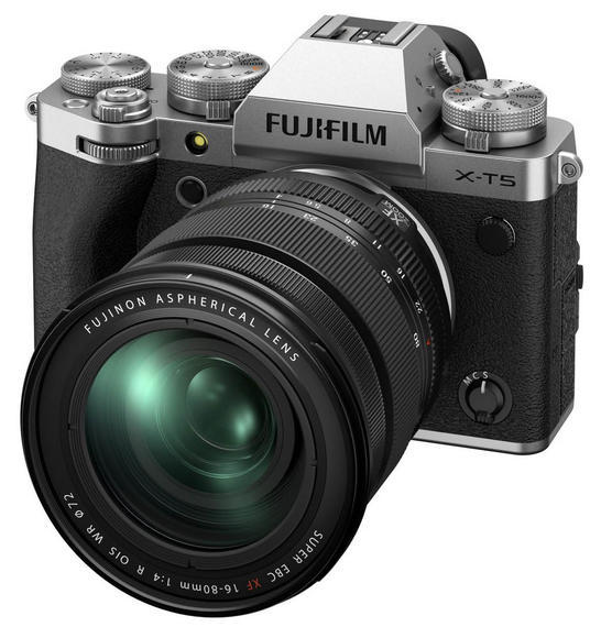 FujiFilm X-T5 body silver + XF 16-80 mm2