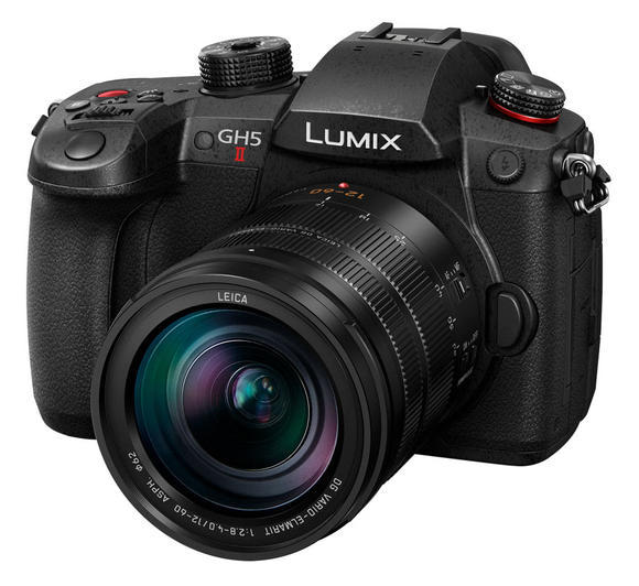 Panasonic Lumix DMC-GH5 M2 + Leica 12-60 mm f2.8-42