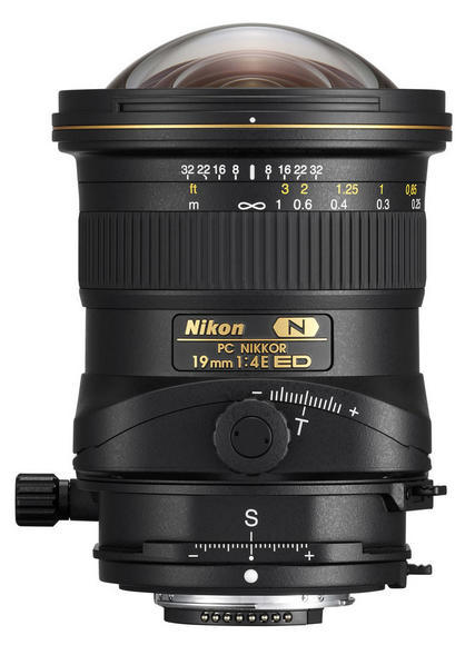 Nikon 19 mm F4/ED PC Nikkor2