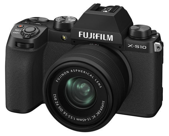 Fujifilm X-S10 + XC15-45mm3