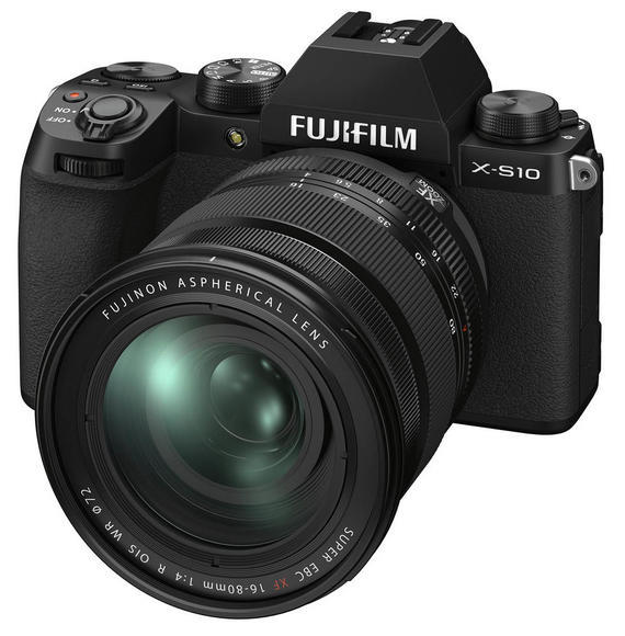 Fujifilm X-S10 + XF16-80mm3