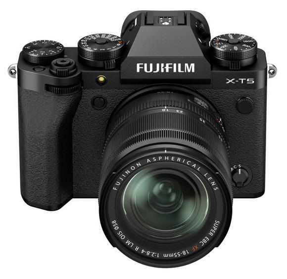 FujiFilm X-T5 body black + XF 18-55 mm3