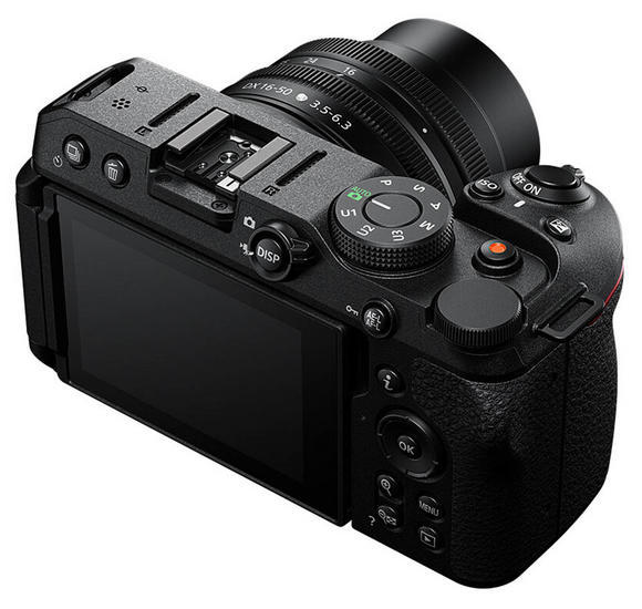 Nikon Z30 + 16–50 + 50–250 VR3