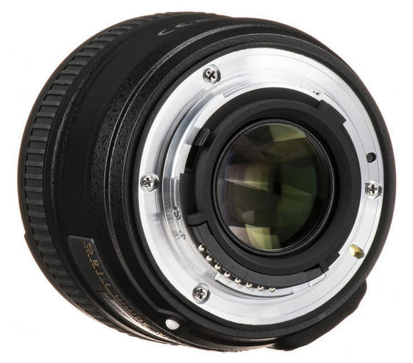 Nikon 50 mm F1.8G AF-S NIKKOR3