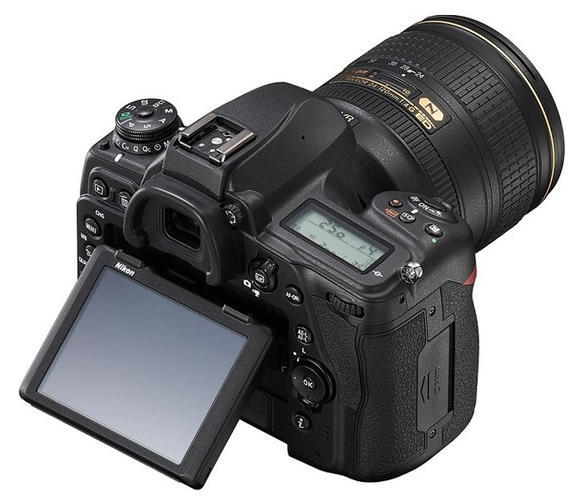 Nikon D780 + 24-120 mm4