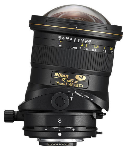 Nikon 19 mm F4/ED PC Nikkor4
