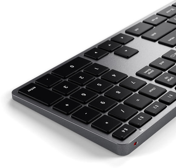 Satechi Slim X3 Bluetooth Backlit Keyboard US4