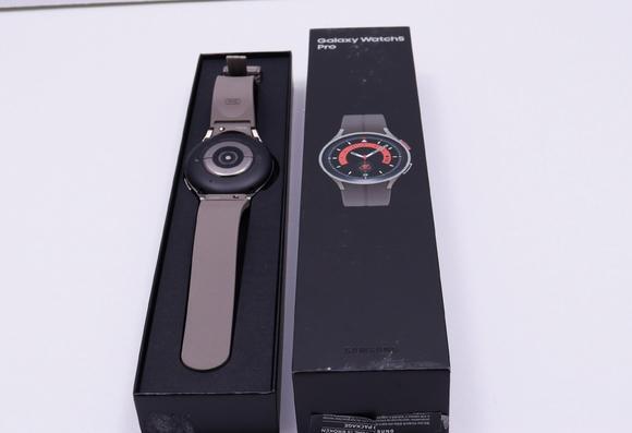 Samsung Galaxy Watch5 PRO (45mm) BT Titan4