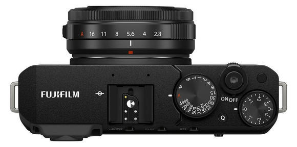 Fujifilm X-E4 black + Fujinon 27 mm5