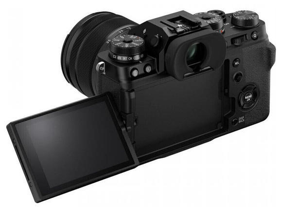FujiFilm X-T4 body black + XF 18-55 mm5