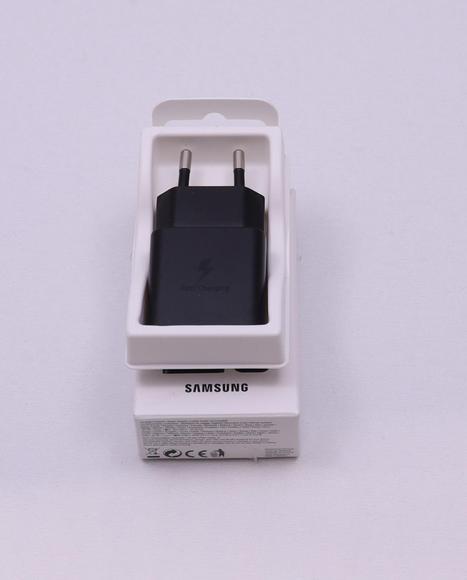 Samsung EP-T1510NB Power Adapter 15W bez kab,Black5