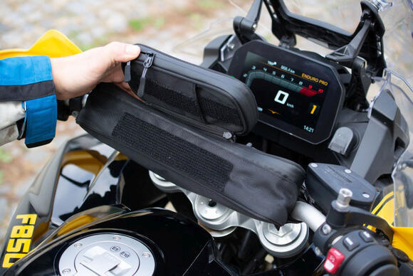 FIXED Handlebar Case pouzdro na řídítka motocyklu6