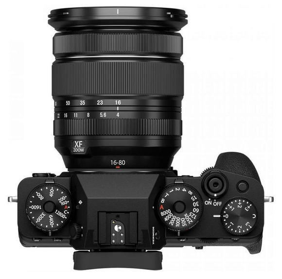 FujiFilm X-T4 body black + XF 16-80 mm6