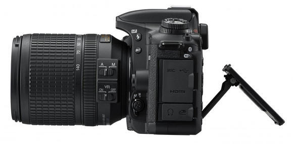 Nikon D7500 + 18-140 mm VR7