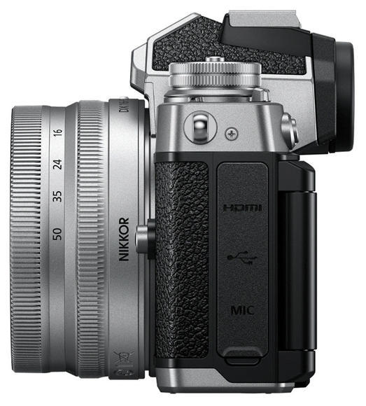 NIKON Z fc + Nikkor 16-50mm VR Silver7