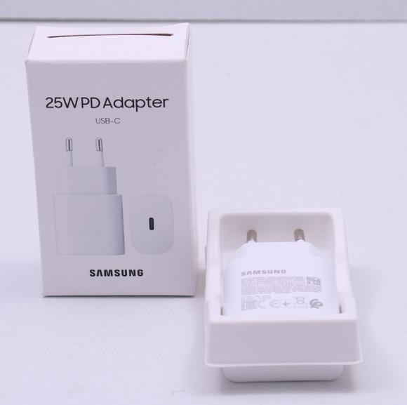 Samsung EP-TA800NW Fast Charger 25W bez kab, White7